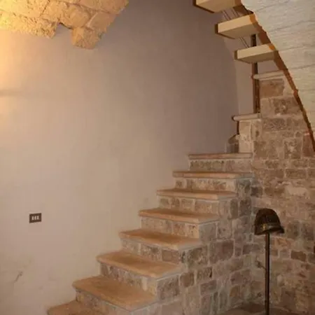 Rifugio A Corte شقة كونفيرسانو